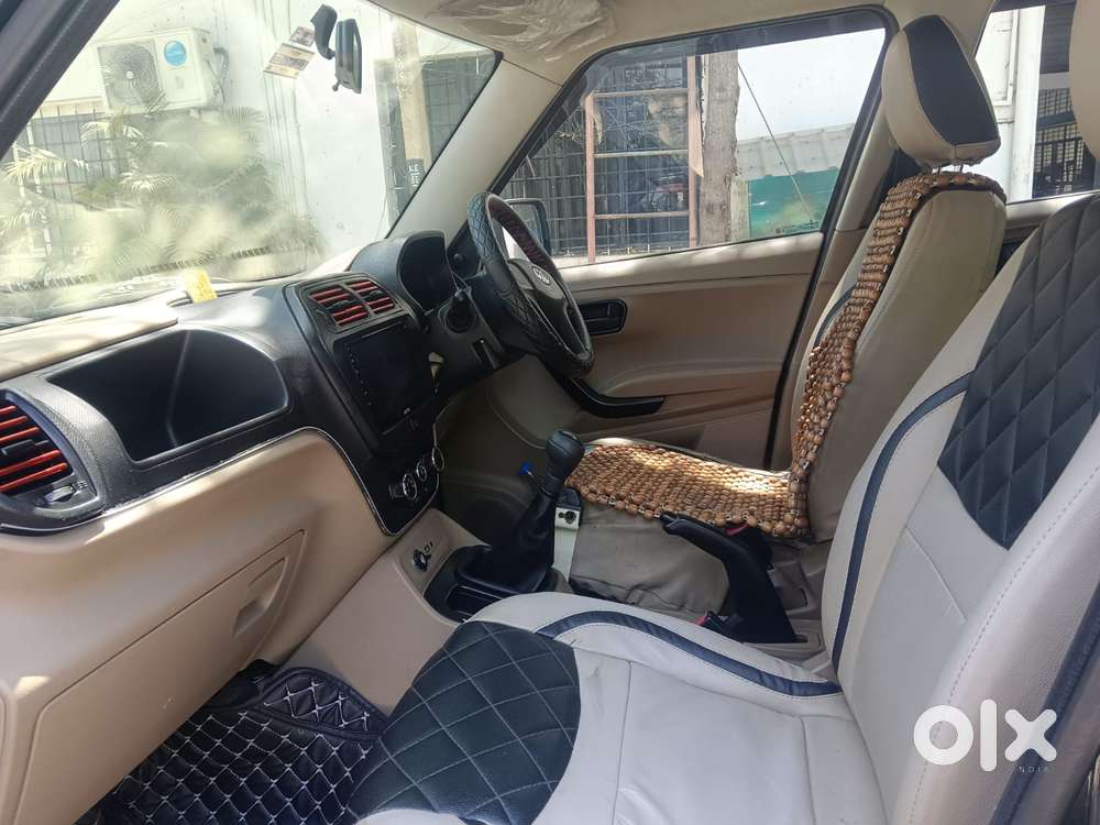 Mahindra Tuv 300 Mhawk100 T8, 2015, Diesel