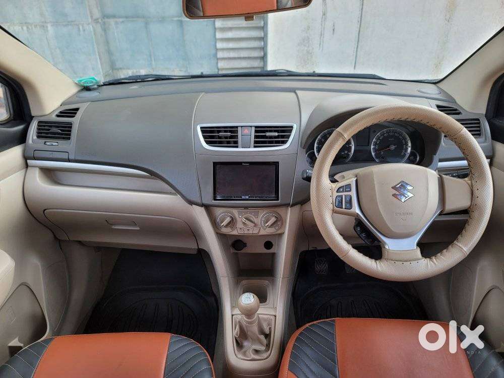 Maruti Suzuki Ertiga Vxi At Petrol, 2016, Petrol