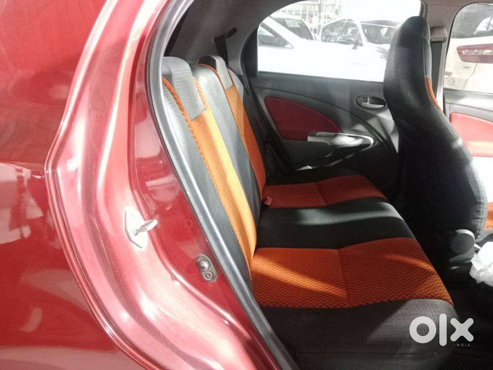 Toyota Etios Liva, 2011, Petrol