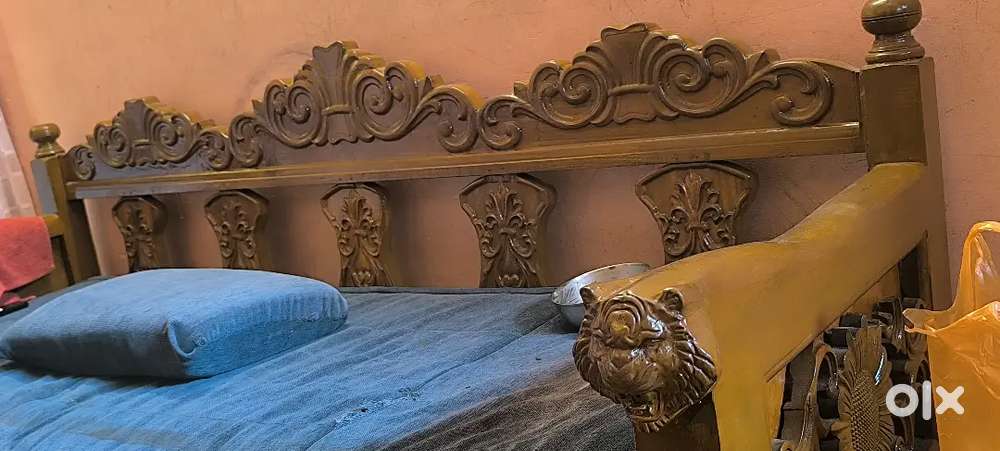 Takewood sofa