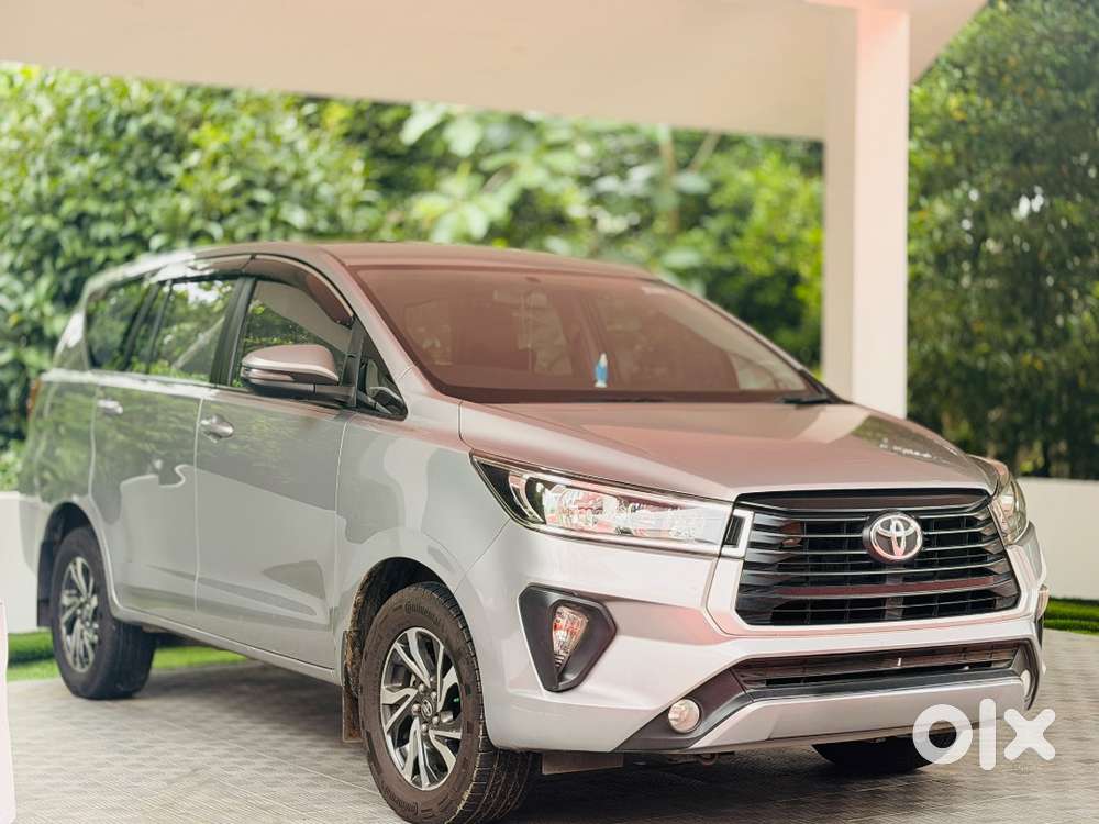 Innova Crysta 2.4 Diesel Automatic