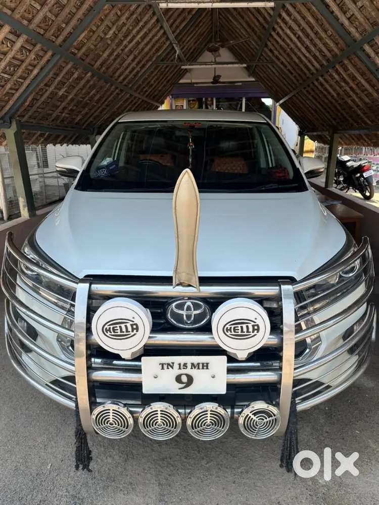 Toyota Innova Crysta