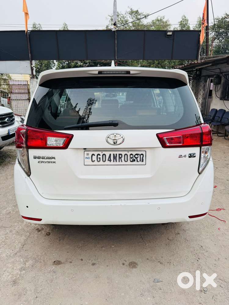 Toyota Innova Crysta 2.4 V 8 Str, 2025, Diesel
