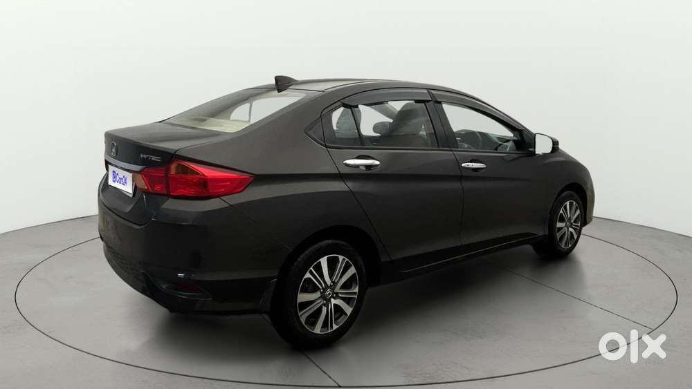 Honda City I-vtec V, 2018, Petrol