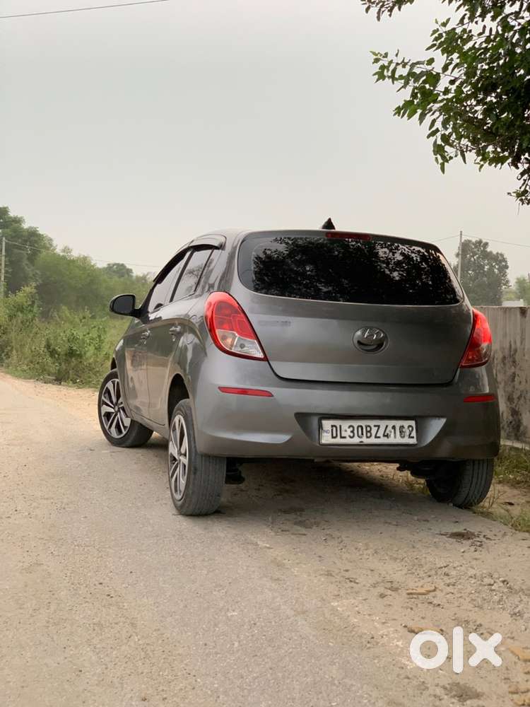 Hyundai I20 2013 83000 Km Driven  All Original New Tire Pure Petrol