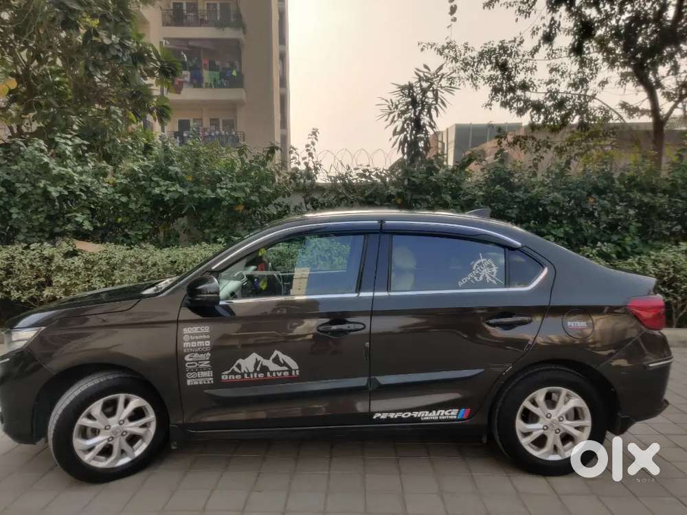 Urgent Sale: Honda Amaze 1.2 V I-vtec Manual (2019) - Petrol Spl Edtn