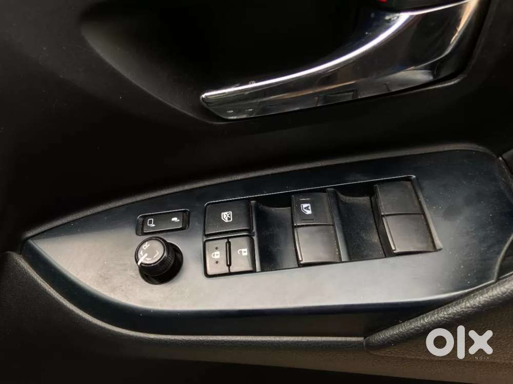 Toyota Innova Crysta 2.8 Gx At 7 Str, 2019, Diesel