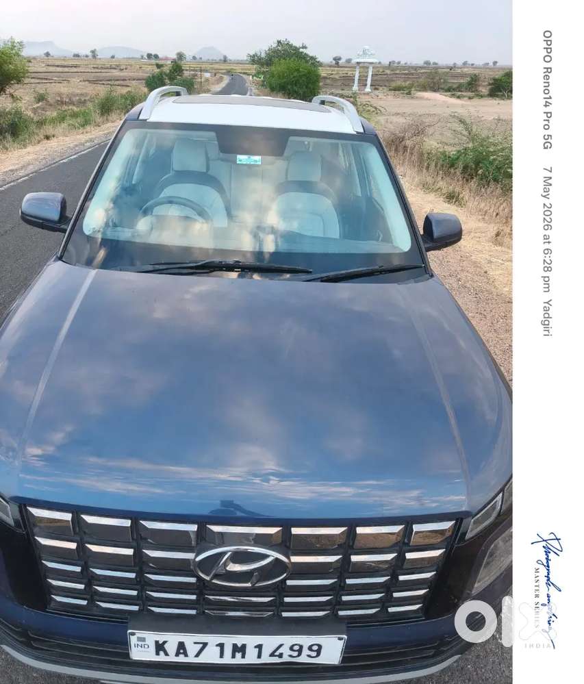 Hyundai Venue 2023 Diesel Well Maintained