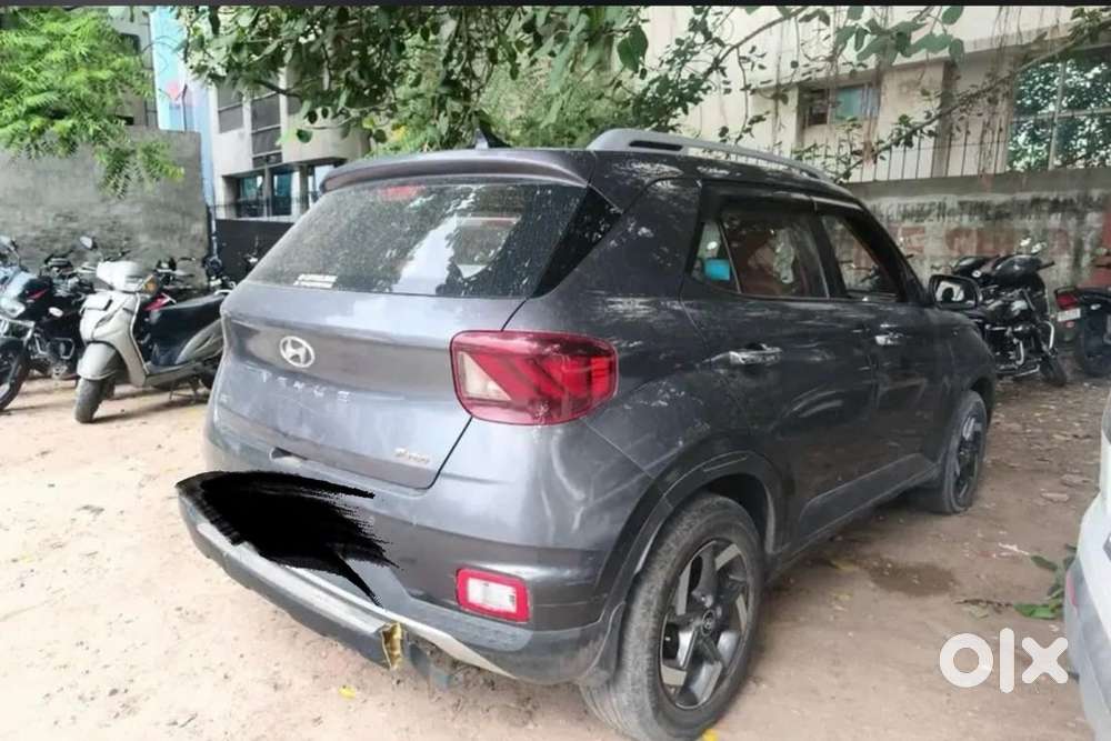 Hyundai Venue Petrol 2019