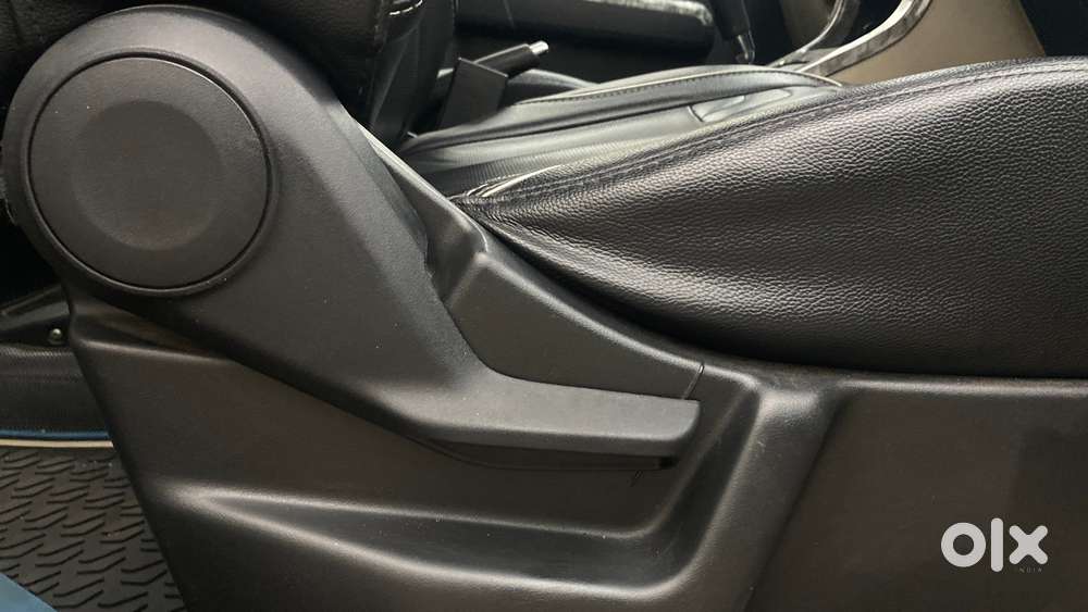 Maruti Suzuki Wagon R Zxi Amt 1.2, 2019, Petrol