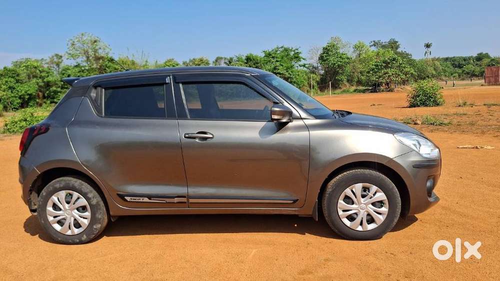 Maruti Suzuki Swift Vxi Optional, 2023, Petrol