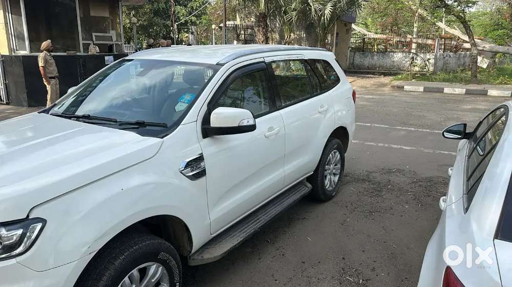 Ford Endeavour 2017 Diesel 100000 Km Driven