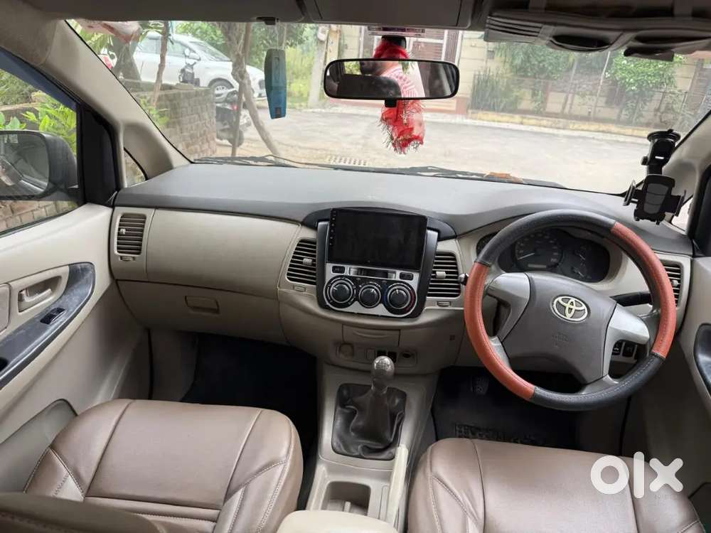 Toyota Innova Diesel Manual 2014 Variant