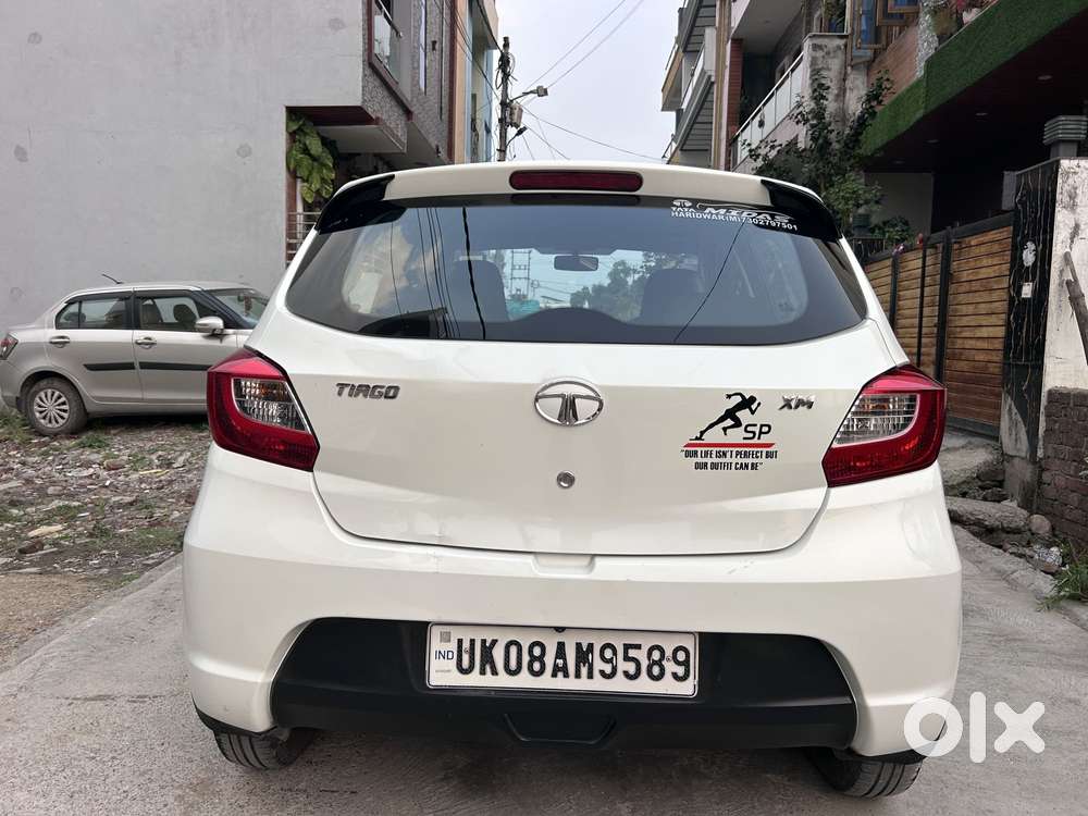 Tata Tiago 1.2 Revotron Xm, 2016, Petrol