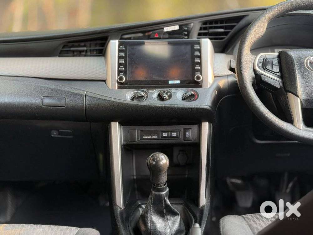 Toyota Innova Crysta 2.4 G Mt, 2022, Diesel