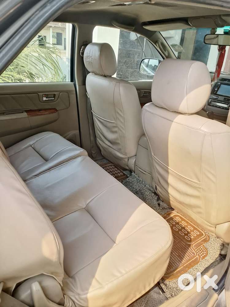 Toyota Fortuner Diesel 2010 Year