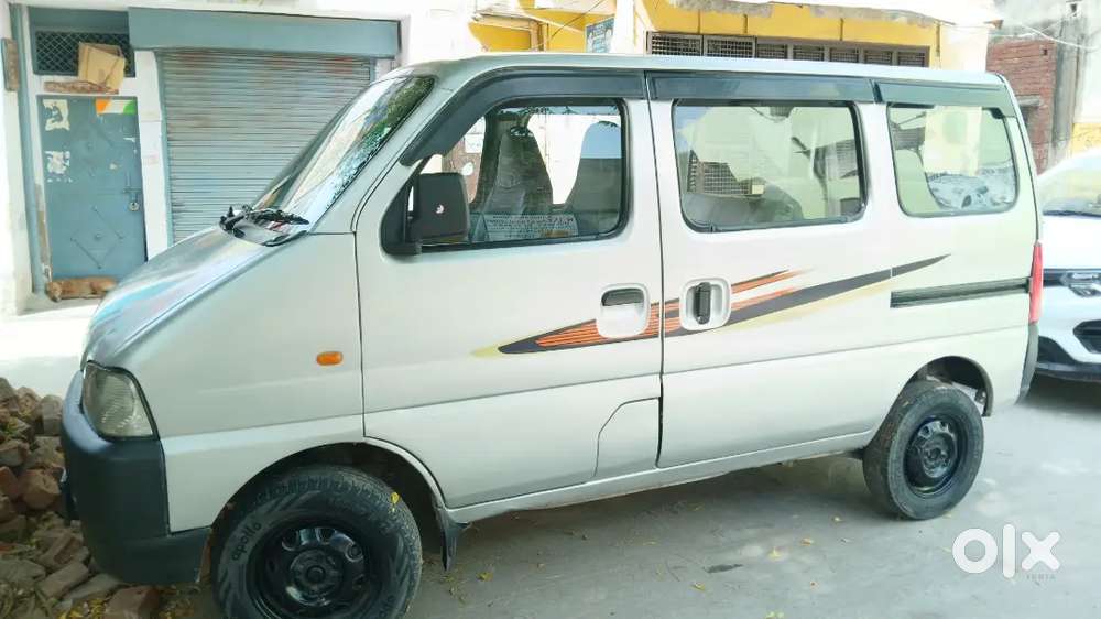Maruti Suzuki Eeco 2016