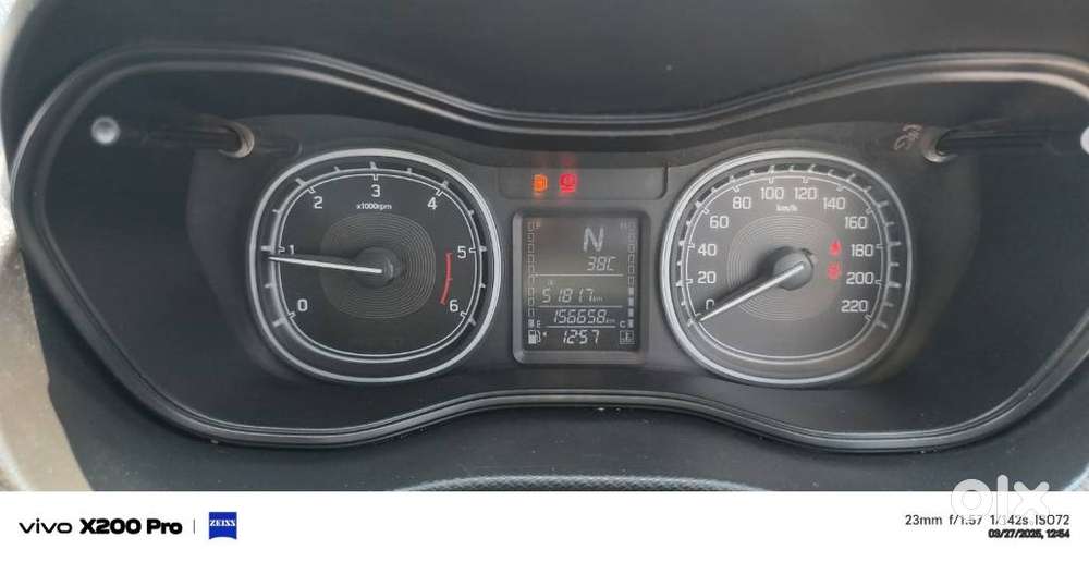 Maruti Suzuki Brezza Zdi+ Dual Tone, 2018, Diesel
