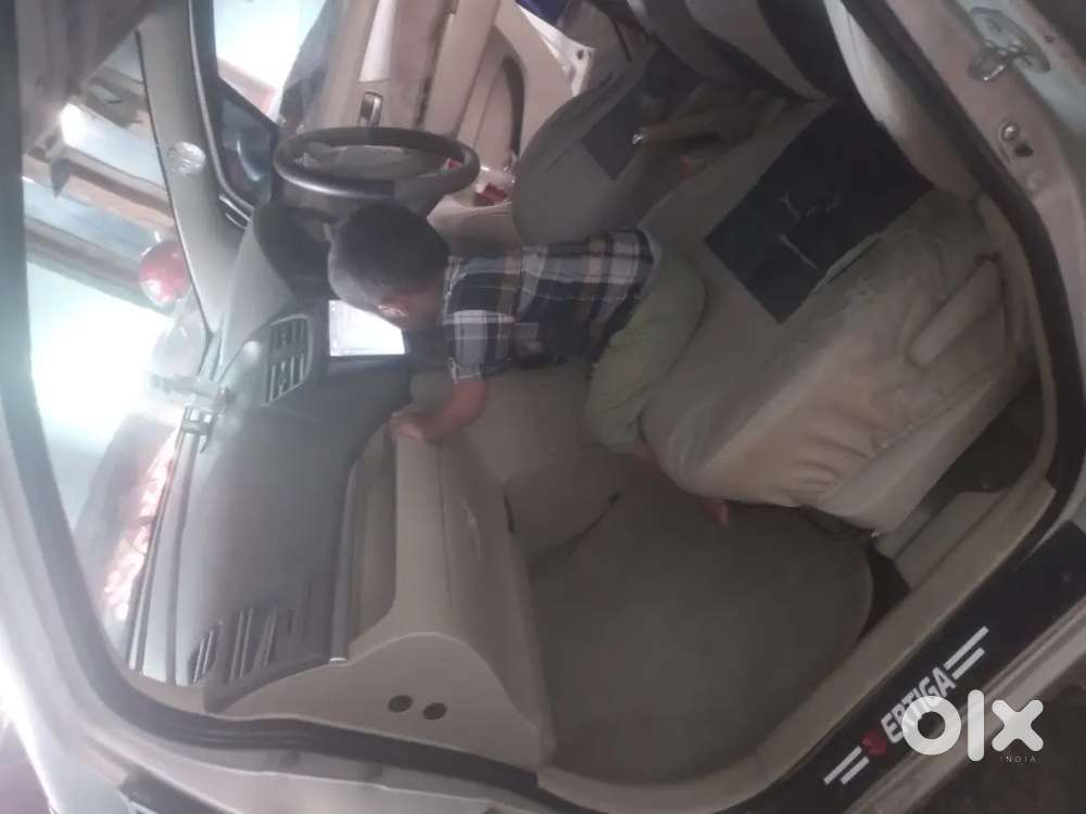 Maruti Suzuki Ertiga Vdi 2012