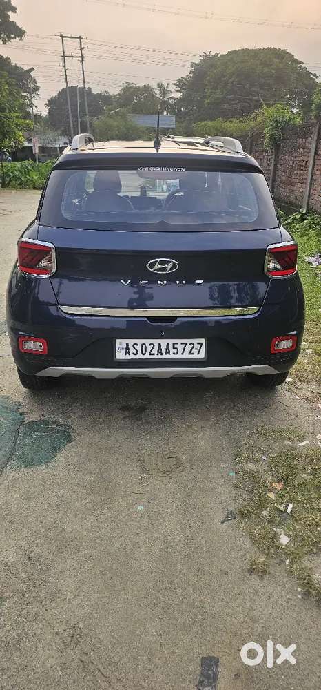 Hyundai Venue 2019 Petrol Well Maintained