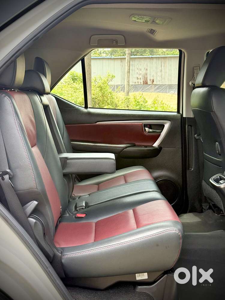 Toyota Fortuner Legender 4x2 At 2.8, 2021, Diesel