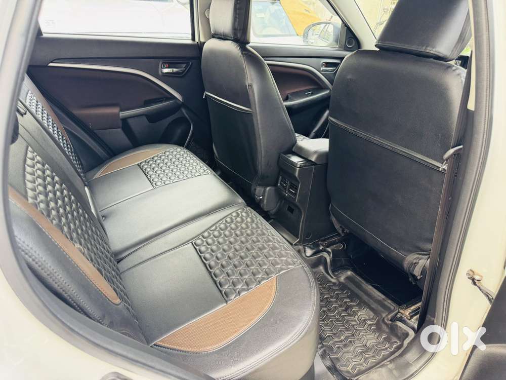 Maruti Suzuki Brezza 1.5 Zxi Smart Hybrid, 2024, Petrol