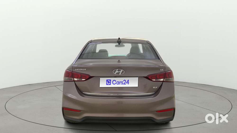 Hyundai Verna 1.6 Sx (o) Vtvt, 2017, Petrol