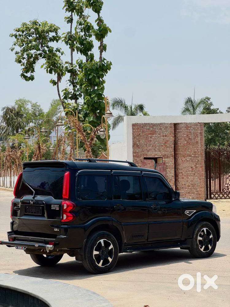 Mahindra Scorpio, 2022