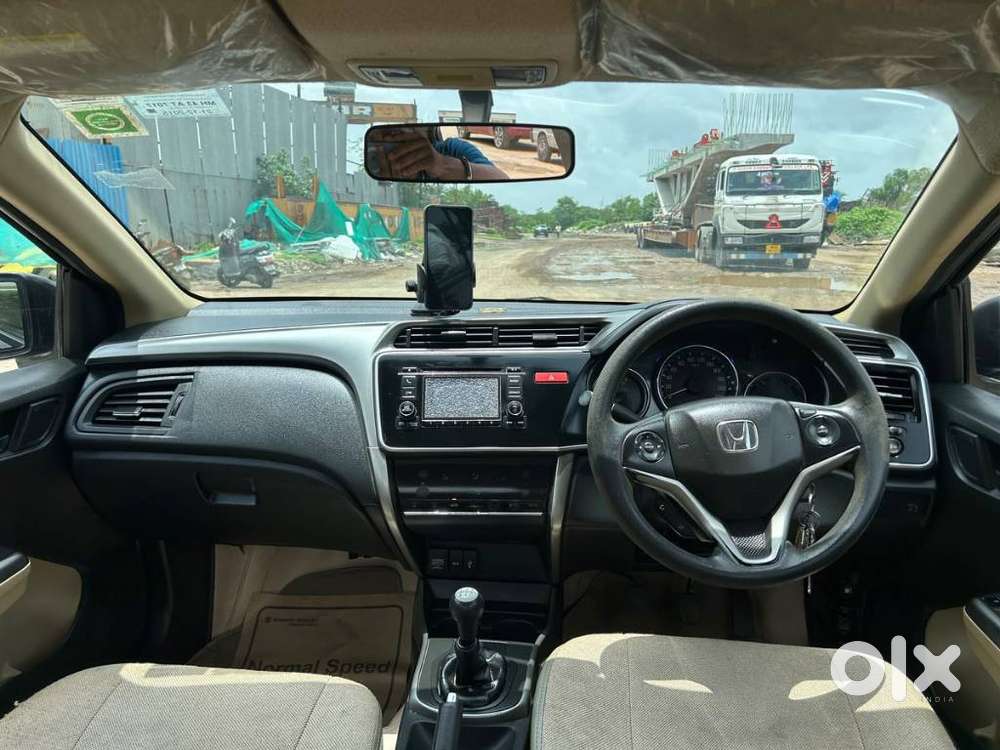 Honda City V Mt, 2015, Petrol