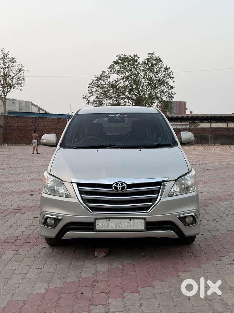 Toyota Innova 2.5 Z Diesel 7 Seater Bs Iv, 2014, Diesel