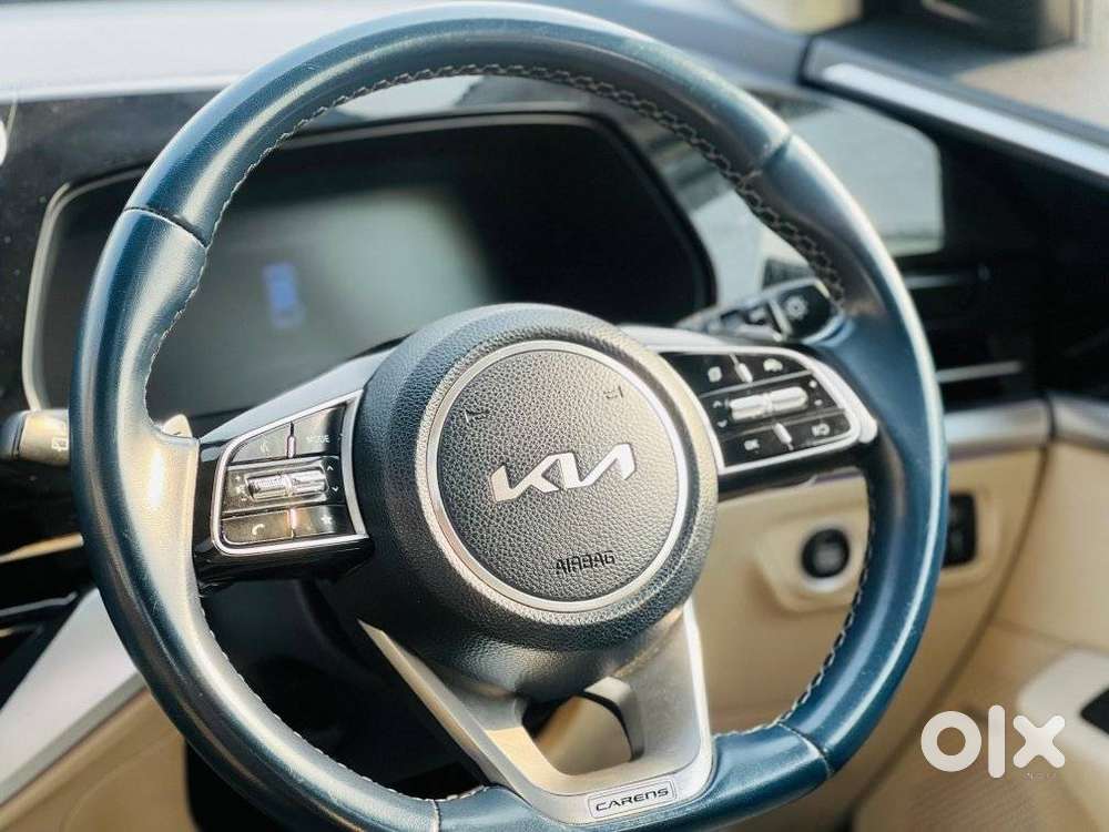 Kia Carens Luxury (o)1.5 Diesel At 7 Str, 2023, Diesel