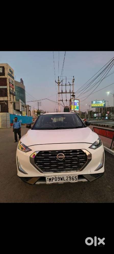Nissan Magnite 1.0 Xv Executive, 2022, Petrol