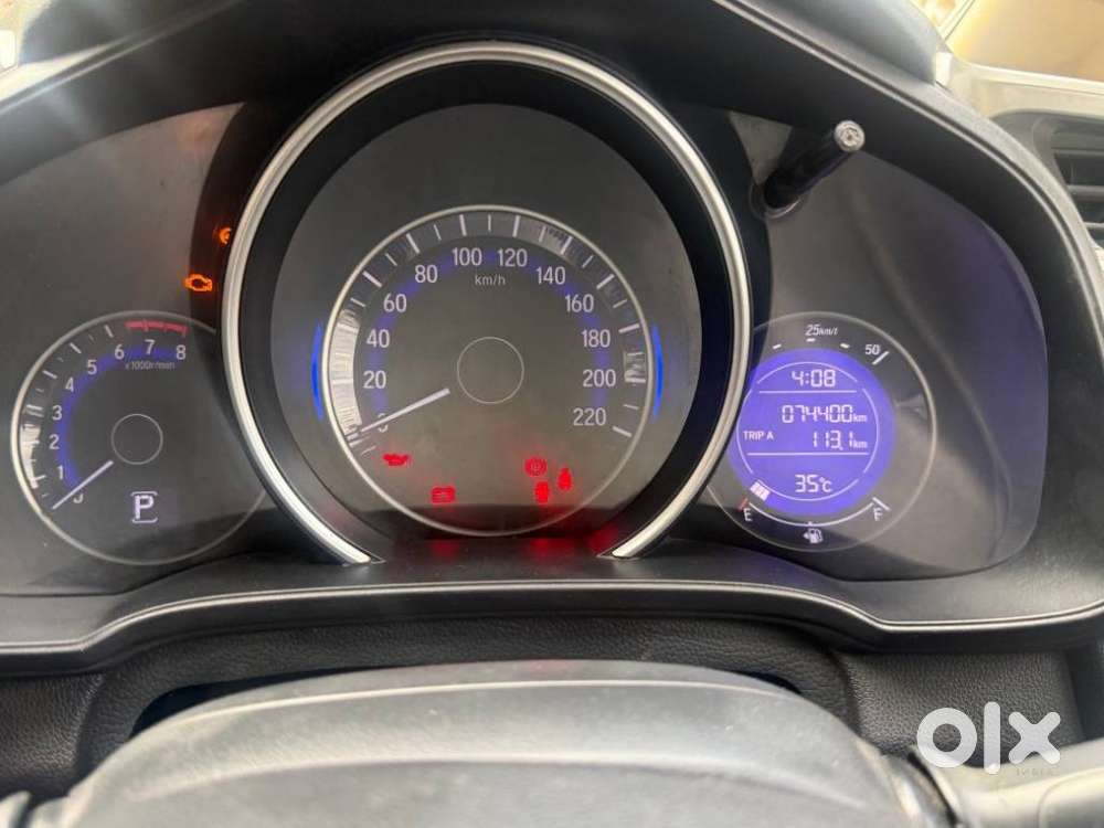 Honda Jazz V Automatic, 2016, Petrol