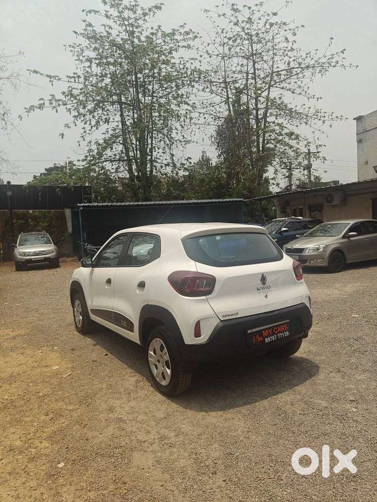 Renault Kwid 1.0 Rxt (o) Easy-r, 2023, Petrol