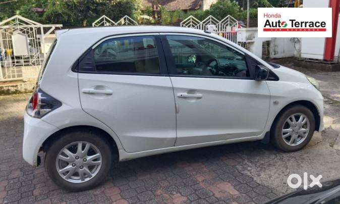 Honda Brio V Mt, 2012, Petrol