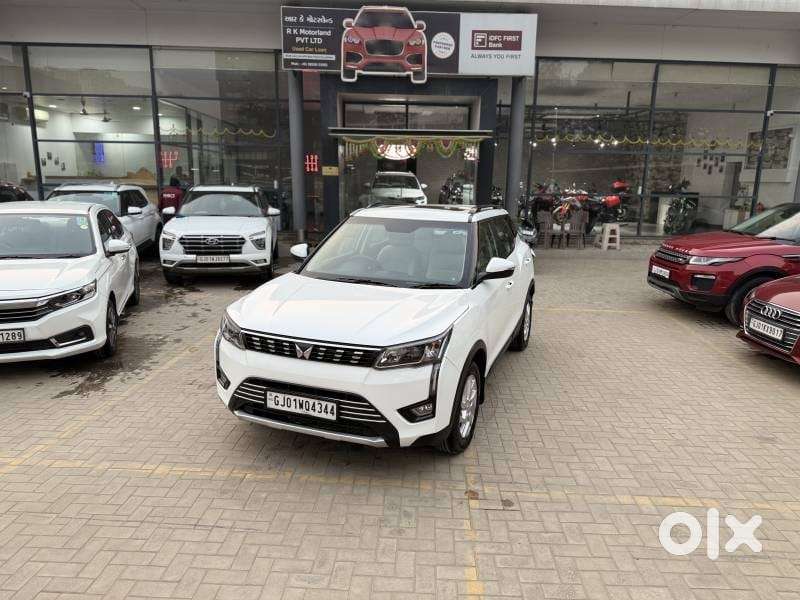 Mahindra Xuv300 W8, 2024, Petrol