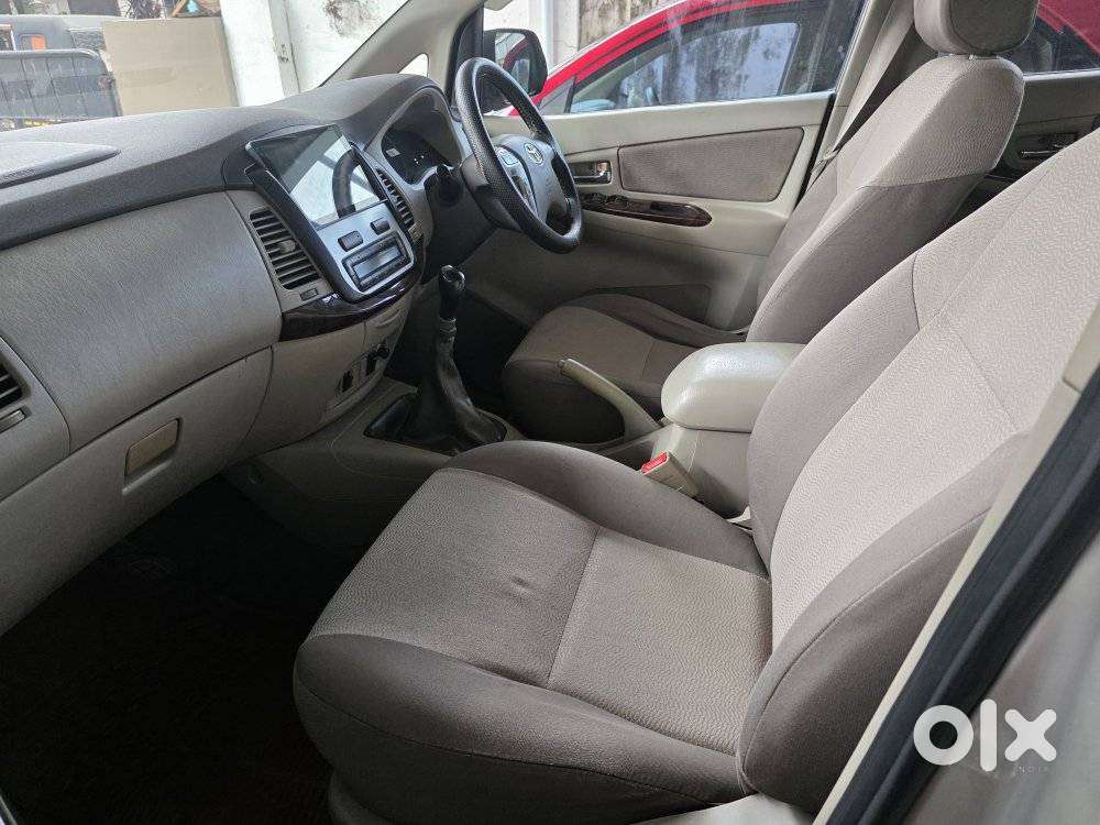 Toyota Innova 2.5 V 7 Str, 2013, Diesel