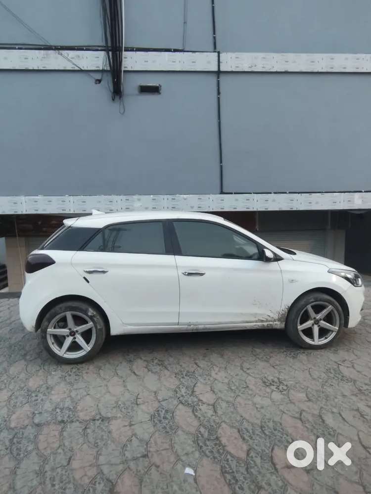 Hyundai I20 Magna Plus 2018 Last Ka All Ok Good Condition