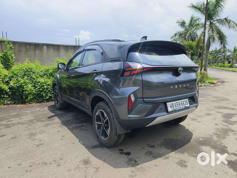 Tata Nexon Creative Plus S 1.2 Revotron Petrol 6 Mt, 2025, Petrol