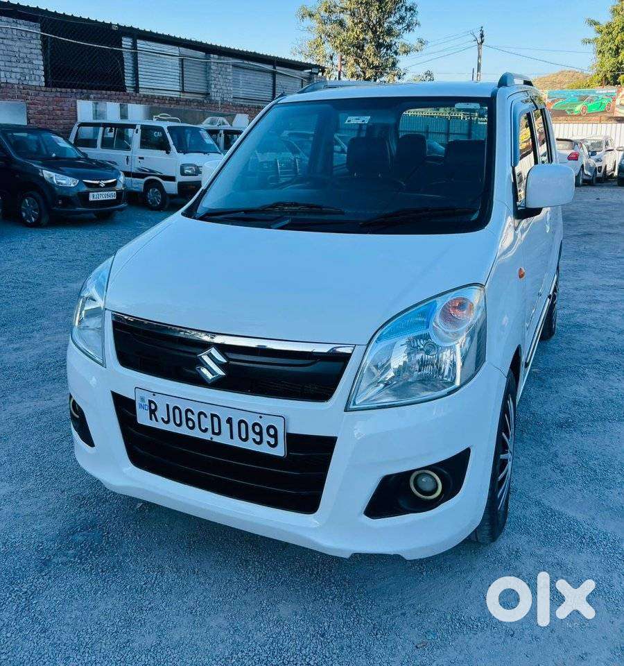 Maruti Suzuki Wagon R Vxi Amt1.2, 2017, Petrol