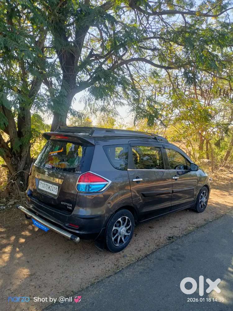 Maruti Suzuki Ertiga 2015 Diesel 215000 Km Driven