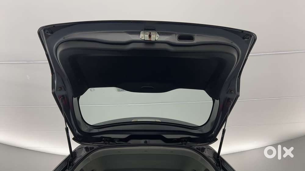 Maruti Suzuki Vitara Brezza 1.5 Lxi, 2022, Petrol