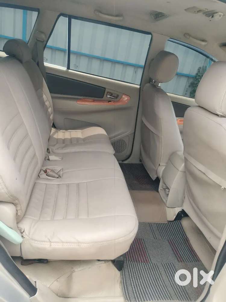 Toyota Innova 2.5 V, Diesel 2006, Fc 2031, Insurance 10 Month Current