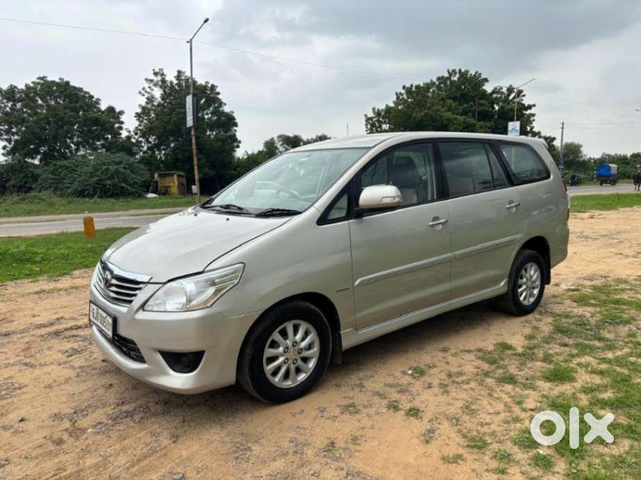 Toyota Innova 2.5 V 7 Str, 2012, Diesel