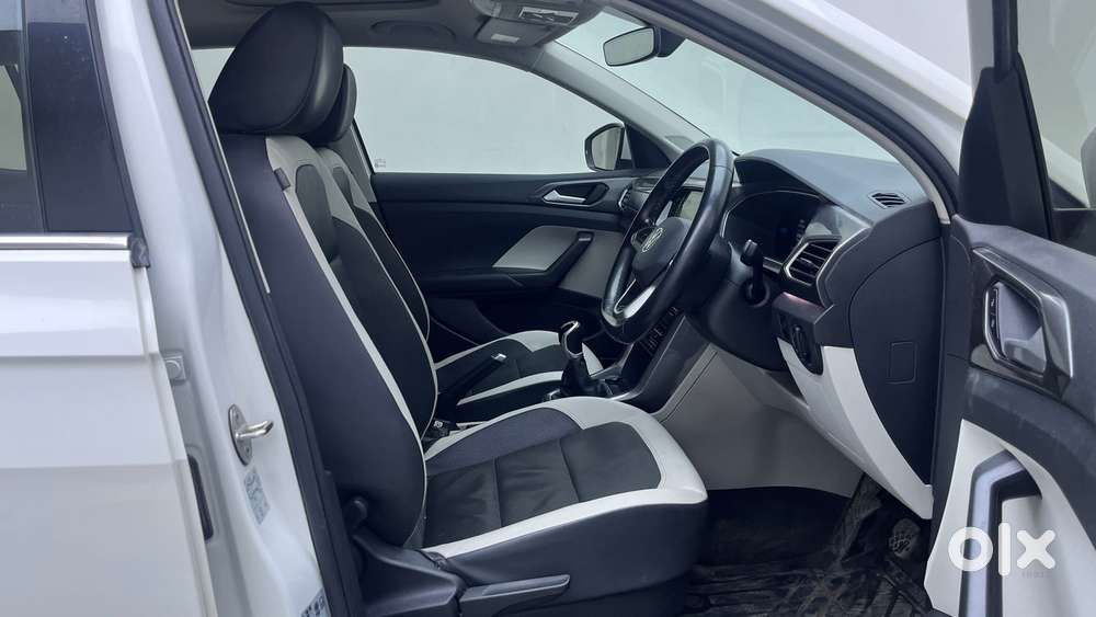 Volkswagen Taigun Topline 1.0 Tsi At (electric Seats), 2022, Petrol