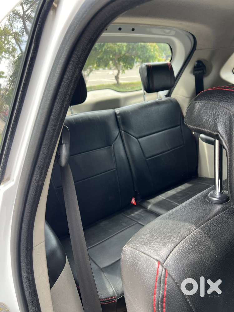 Renault Triber Rxt, 2019, Petrol