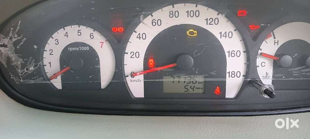 Mahindra Quanto C8, 2012, Diesel