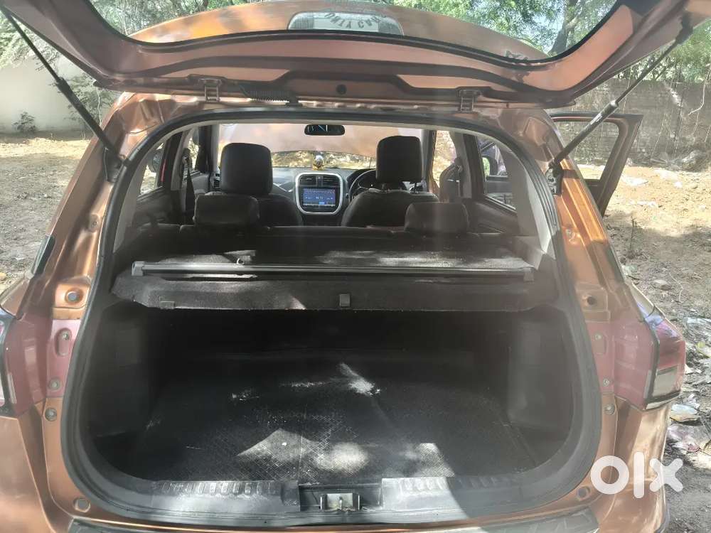 Maruti Breeza In Excellent Condition With Ambient Lighting,rear Camera