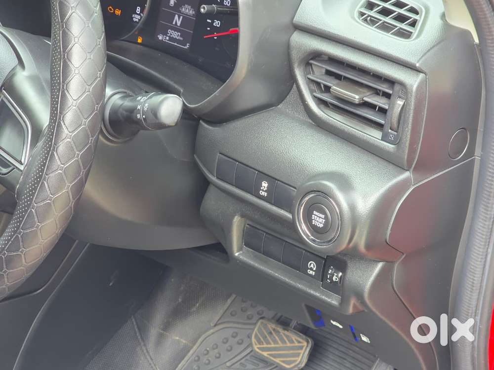 Maruti Suzuki New-gen Swift Zxi, 2025, Petrol