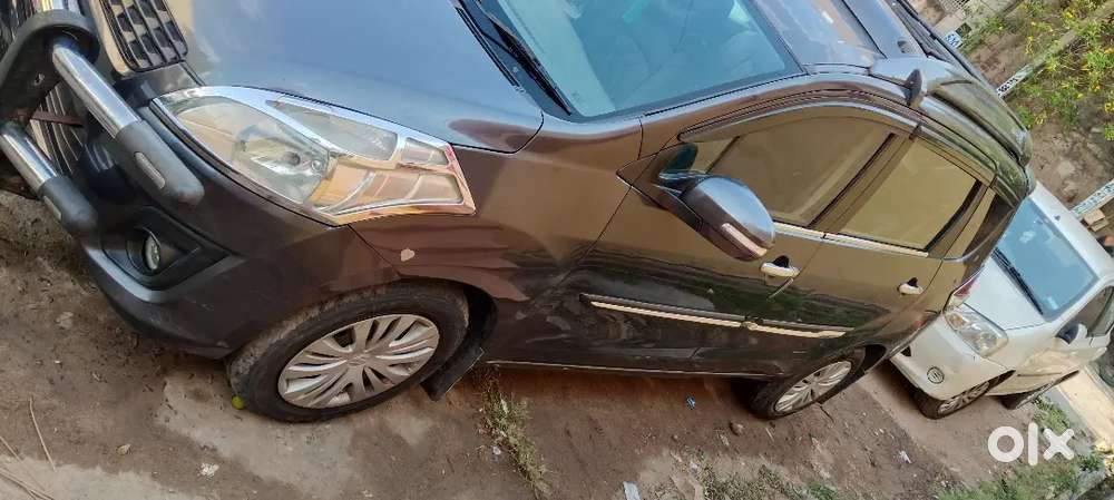 Maruti Suzuki Ertiga 2013